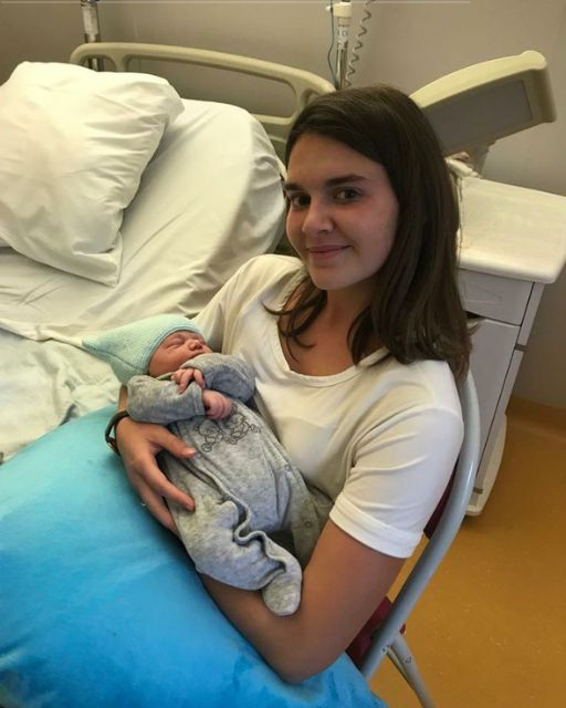 MY DAUGHTER HAD HER FIRST CHILD—AND TOLD THE NURSES NOT TO LET ME IN