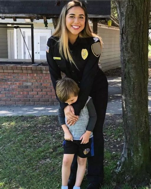 MY LITTLE BROTHER VISITED MY JOB—AND ENDED UP BEING THE BRAIN OF THE OPERATION