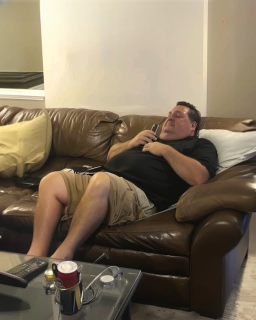 Man Mocks and Dumps His Loyal Wife for Another Woman — Life Makes Him Regret It