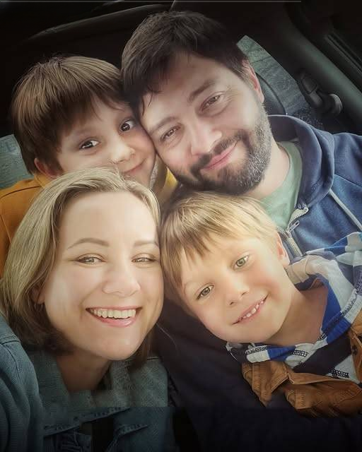 My best friend vanished overnight—without a note, without a word—leaving behind her husband and child
