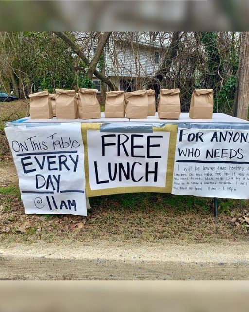 I FOUND AN UNUSUAL NOTE INSIDE A LUNCH BAG — AND NOW I KEEP COMING BACK