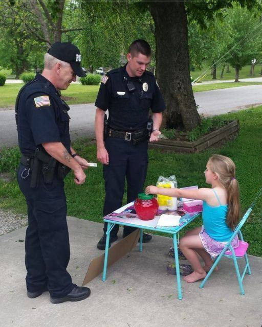 My Daughter Tried to Sell Lemonade — But Ended Up Being Questioned by the Police