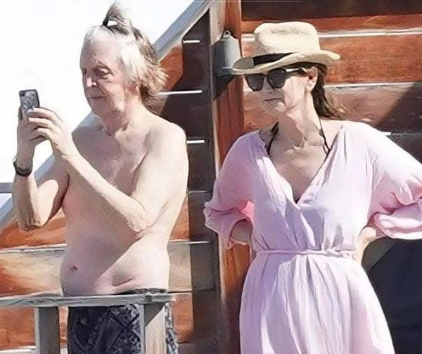Very few people still know who this once-famous rock star is.