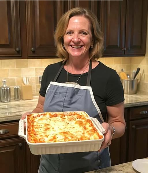 My Husband Told Me to Take Dinner to His Ill Mother—Then My Lawyer Suddenly Shouted, “Go Back Immediately!”