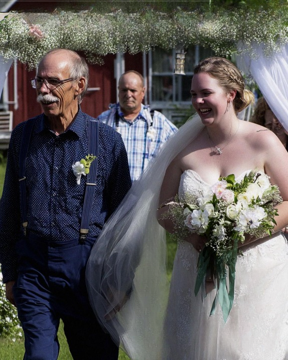 “Scram, Janitor!” Wealthy Man Mocked Me at the Wedding Venue—Minutes Later, My Daughter Revealed He Was Her Fiancé