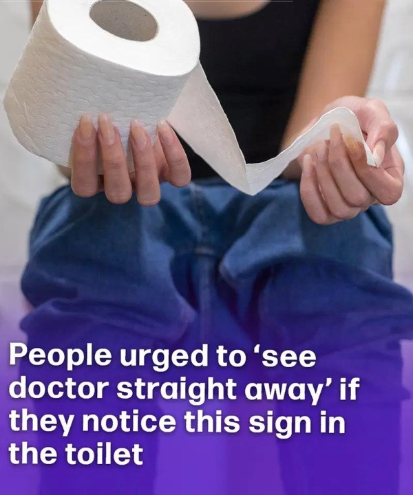 People Urged to See a Doctor Immediately If They Notice This Sign in the Toilet
